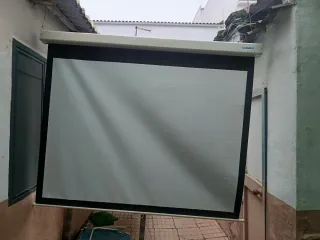 Pantalla Proyector Enrollable NEKIK /Blanco