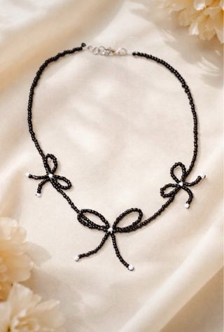 Collana fiocchi fatti a mano