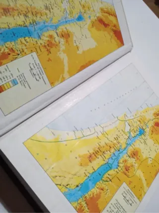 Santa Biblia Reina Valera revisión de 1960.