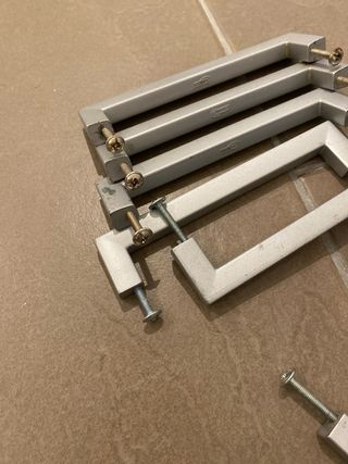 12 Tiradores de armario plateados