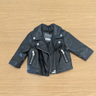 Chaqueta bebé polipiel negra