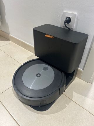 Robot Aspirador Roomba con Base