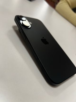iPhone 16 Negro