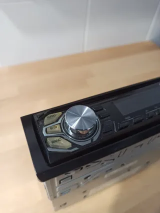 Pioneer DEH-1600UB Radio CD Coche