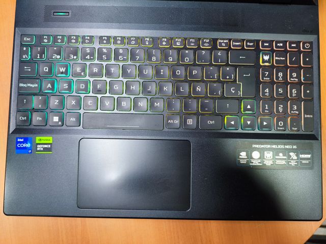 Acer Predator Helios Neo 16 PNH-16-71-76XV