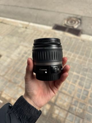 Objetivo Canon EF-S 18-55mm