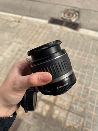 Objetivo Canon EF-S 18-55mm