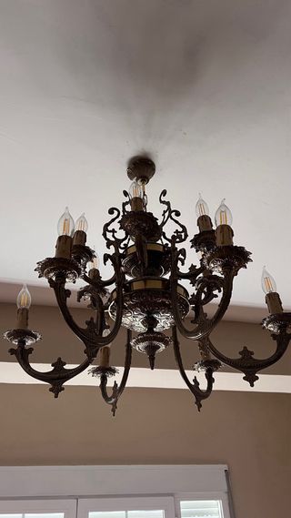 Lámpara de araña dorada vintage