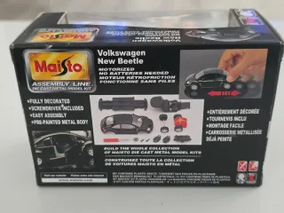 Maisto Volkswagen New Beetle Kit 1:24