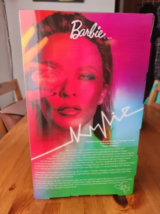 Barbie Kylie Minogue Signature