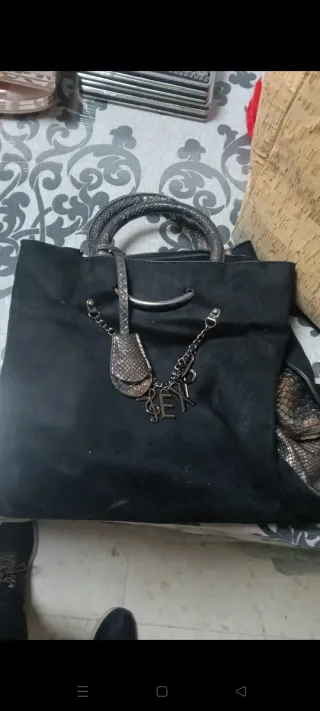 Lote bolsos y carteras beige y rosa