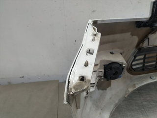 PARAGOLPES DELANTERO FORD FOCUS BERLINA (CB4) HHD