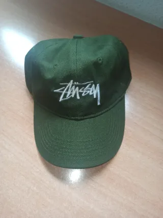 Gorra Stussy Verde Bordada