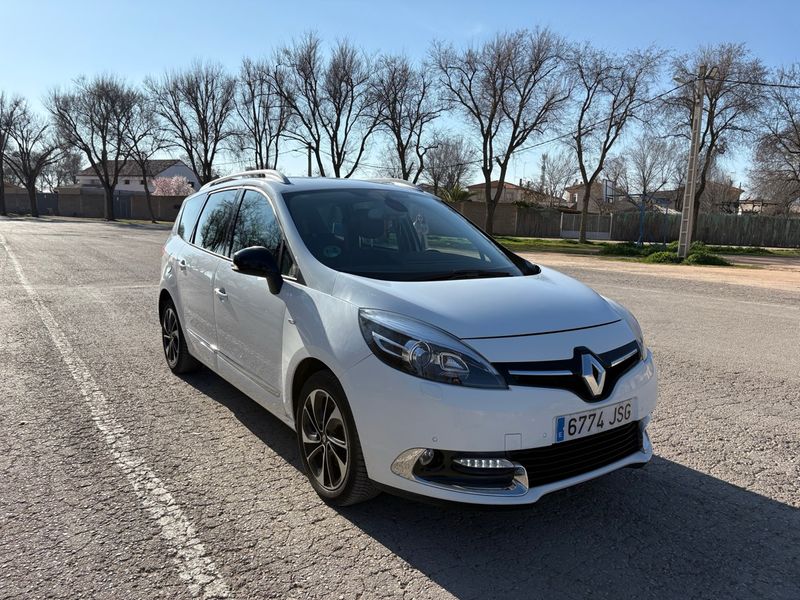 Renault Grand Scenic 2016 - foto 1