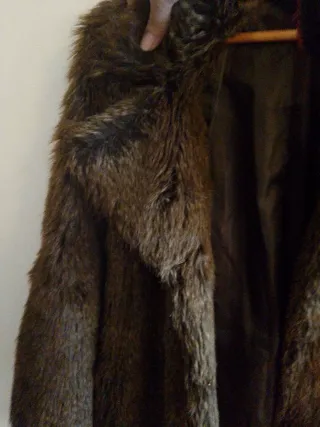 Chaquetón pelo marrón Zara Talla L