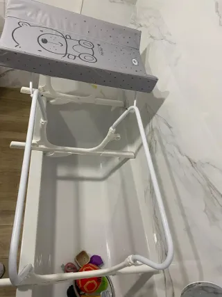 Bañera y cambiador para bebé