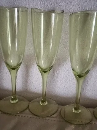 4 Copas de cava verdes