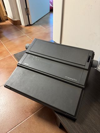 Máquina de escribir Olivetti ET personal 510