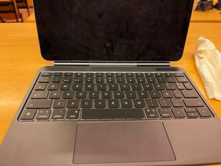 iPad Air 11” M3 256GB WiFi + Teclado