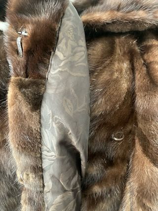 Chaquetón de piel marrón