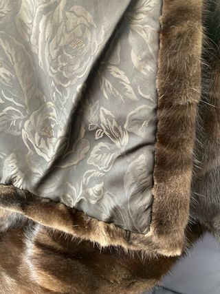 Chaquetón de piel marrón