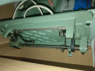 Máquina de coser Alfa Alfamatic 109