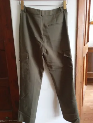 Pantalón cargo verde militar