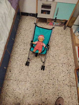 Cochecito de muñecas