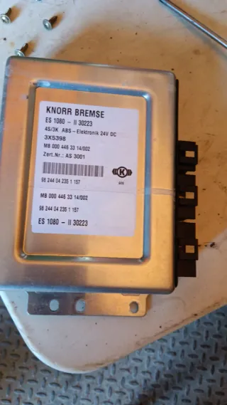 Centralita Bosch Mercedes Atego 0 261 201 751