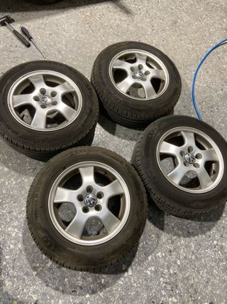 Llantas y neumáticos Volkswagen