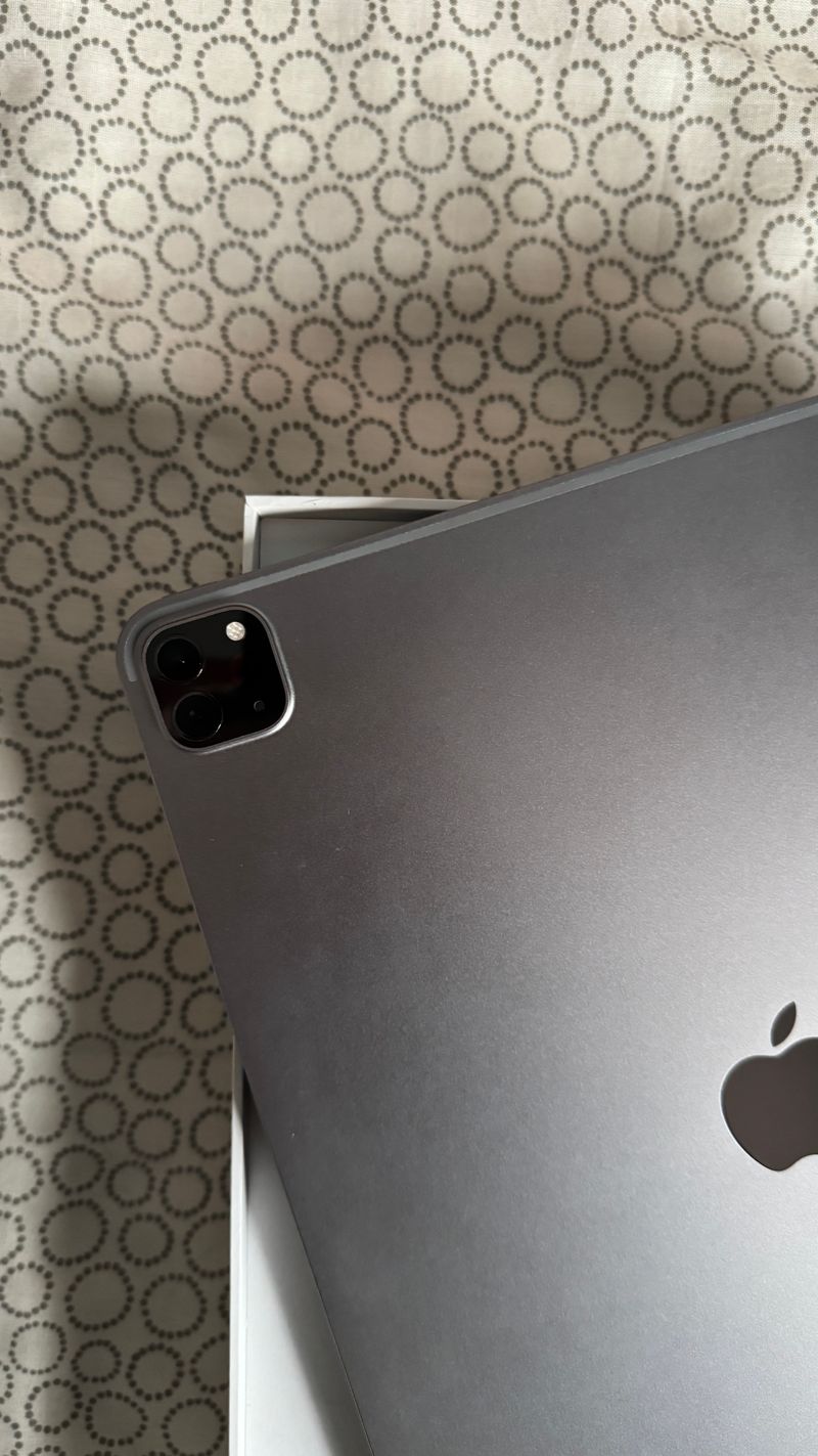 iPad Pro de 12.9", M2, 2tb + 16gb afbeelding 2