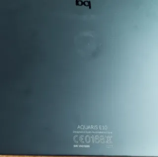 Tablet Aquaris E10 Negra con Funda