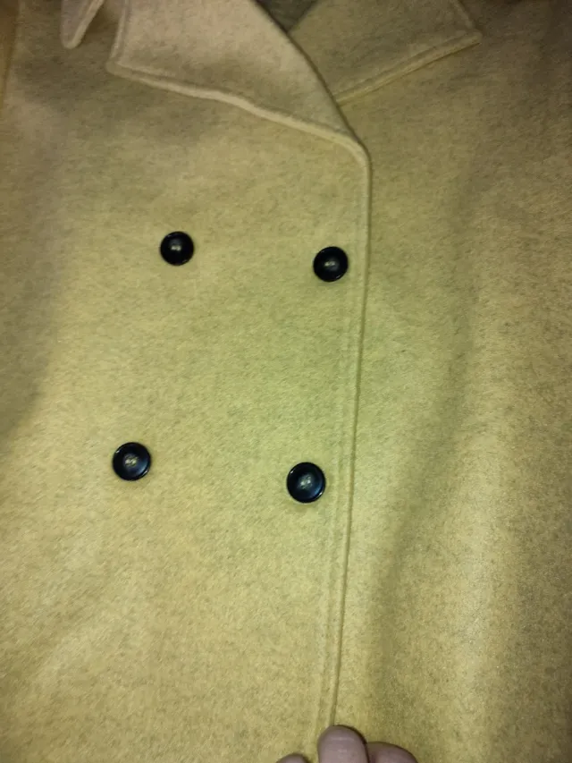 Chaqueta amarilla  SHEIN talla M SIN ESTRENAR