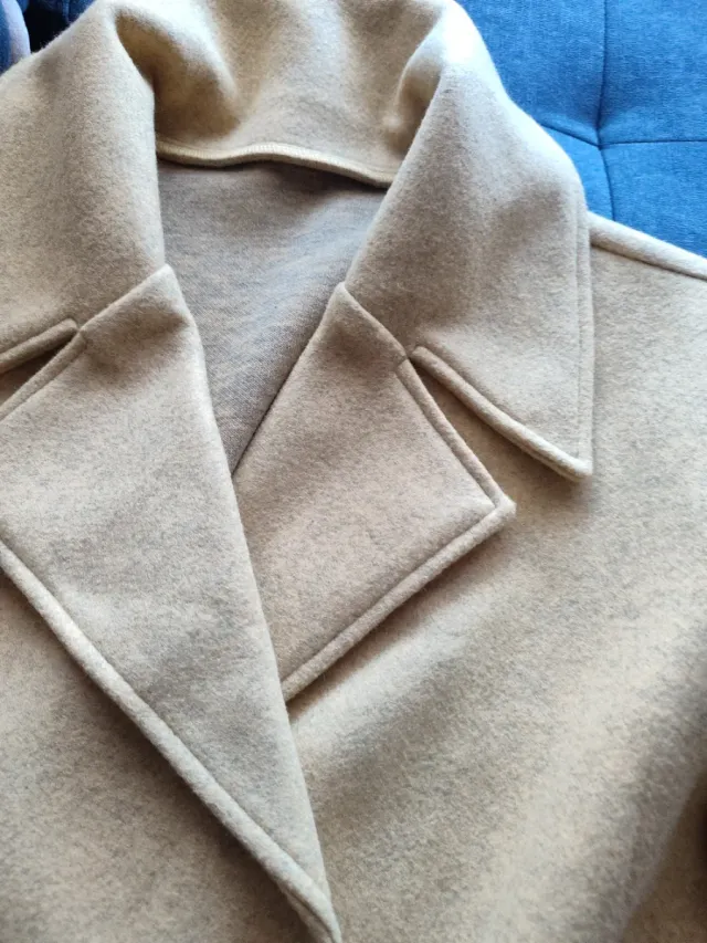 Chaqueta amarilla  SHEIN talla M SIN ESTRENAR