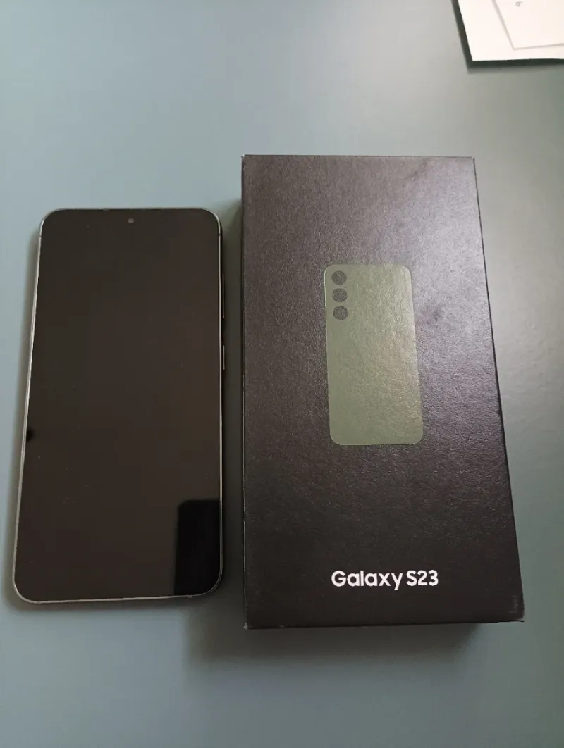 Samsung S23 256GB con garantía afbeelding 2