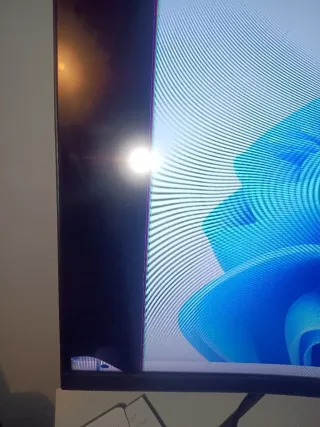 Monitor KTC 27 240Hz Curvo (Pantalla Rota)