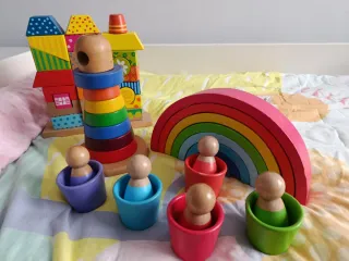 Set di Giocattoli in Legno Ispirato a Montessori