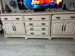 Mueble aparador madera antiguo