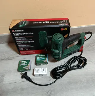 Grapadora Eléctrica PARKSIDE PET 25 C3