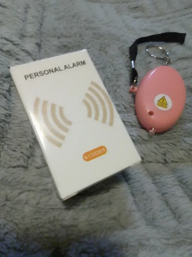 Nueva Alarma personal con linterna
