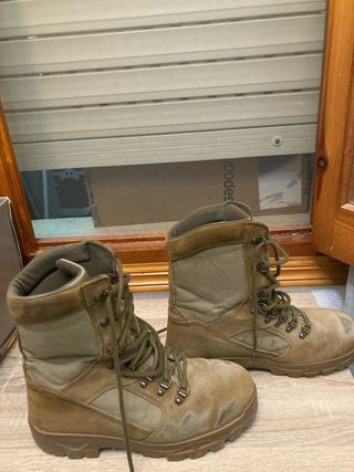 Botas de montaña caña alta