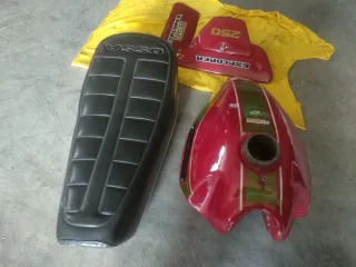 Depósito y tapas OSSA Explorer 250