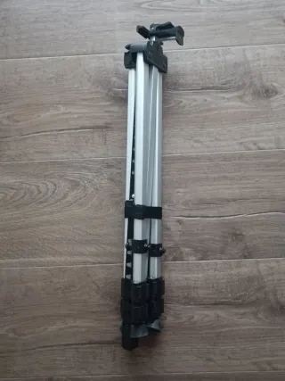 Trípode para cámaras nuevo