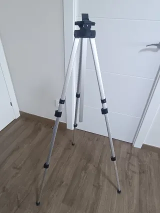 Trípode para cámaras nuevo