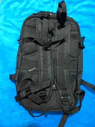 A ESTRENAR Mochila CORPORATIVA negra USB