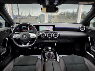 Mercedes-Benz Clase A 180D 2022