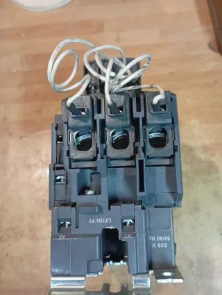 Contactor Schneider LC1DWK12