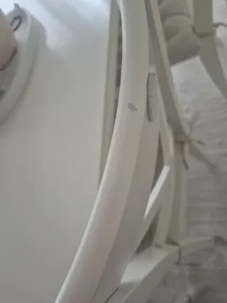 Mesa y 4 Sillas Comedor IKEA. Precio nuevo 585 e