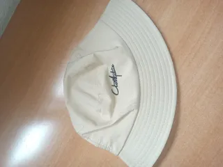 Gorro de pesca beige