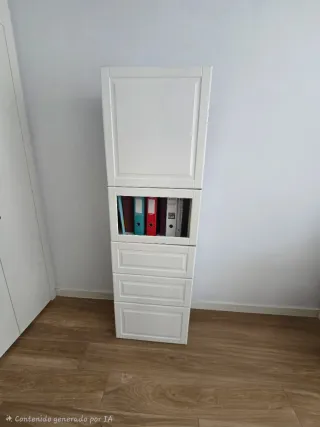 Armario de oficina blanco.